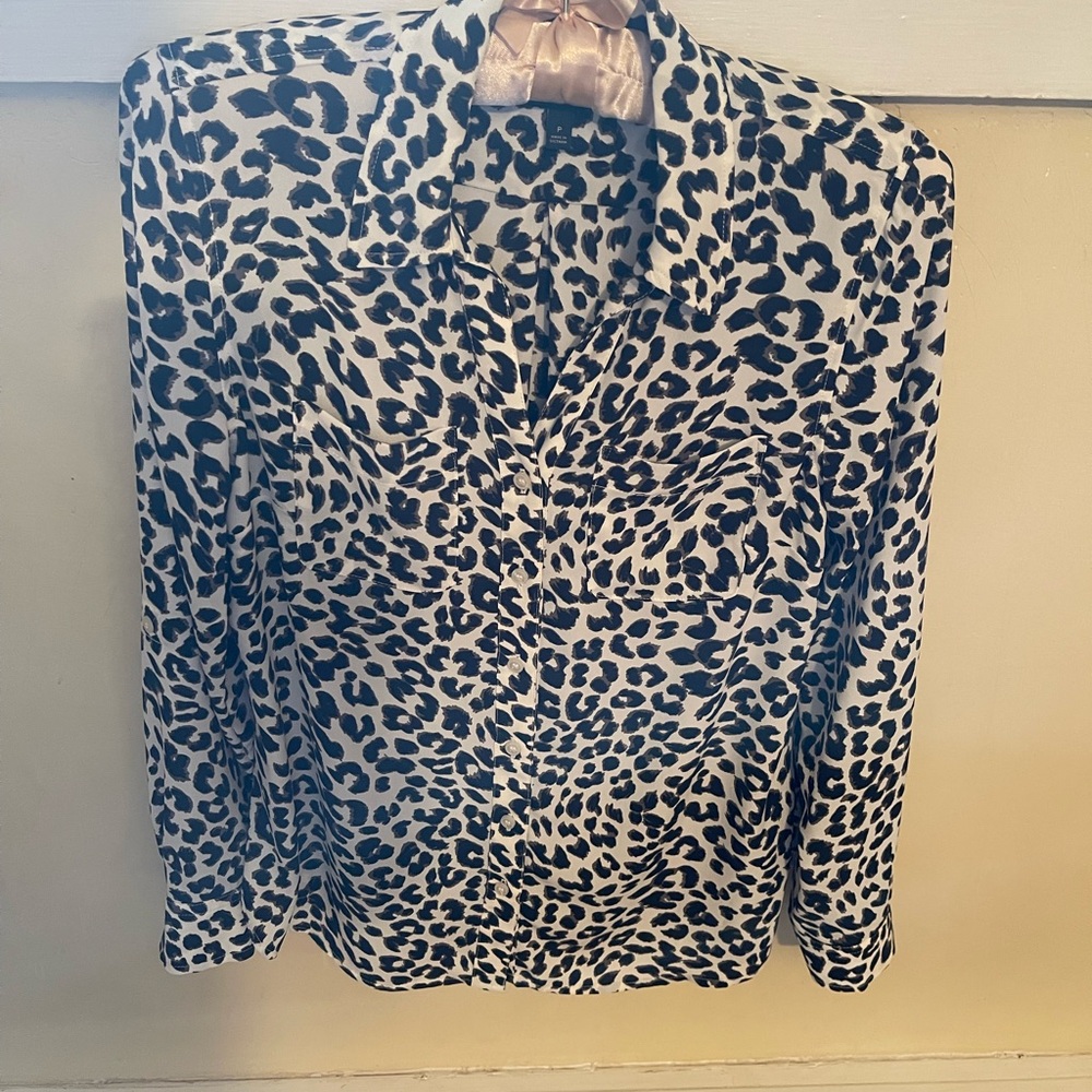Talbots Black and White Notched Collar Buttoned Blouse